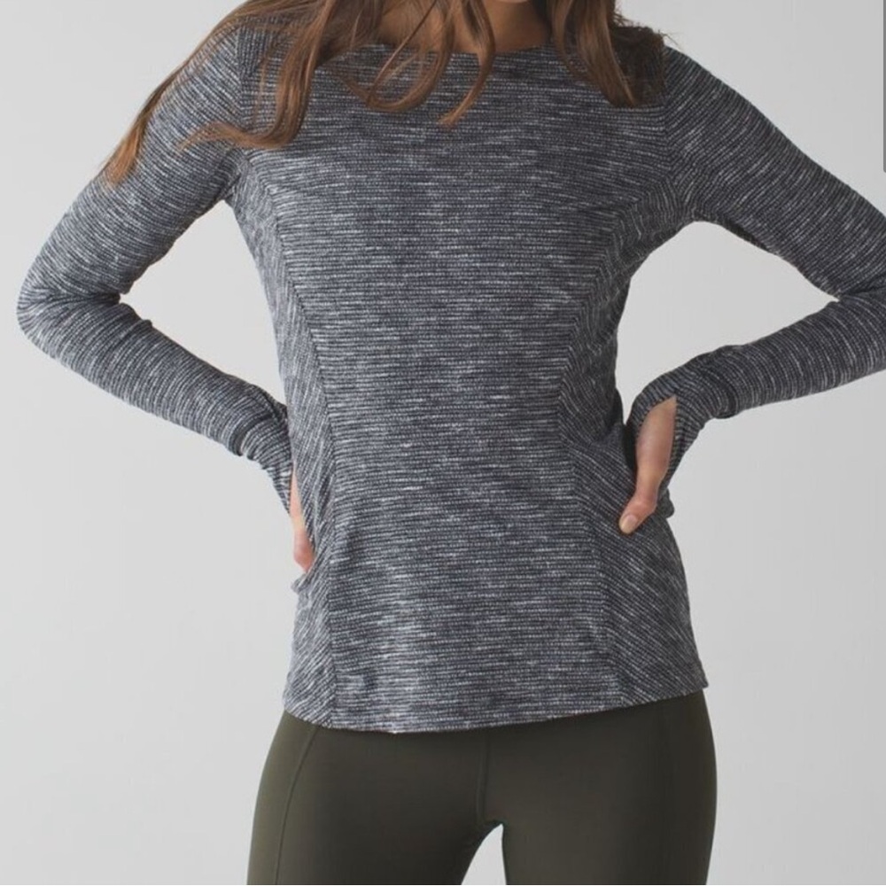 Lululemon Kanto Catch Me Long Sleeve in Coco Pique Black White